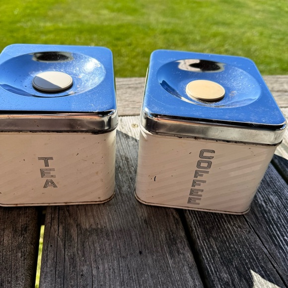 Vintage Set Of Four Lincoln Beautyware Kitchen Canisters - Picture 3 of 6